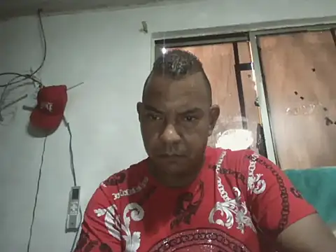 Quillero18 online show from May 2026 08:39:01 PM