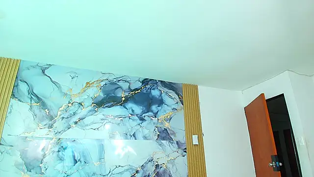 evelin 24  online show from March 2026 01:33:01 PM