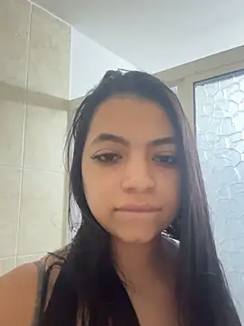 Aurea Silk online show from April 2026 06:47:01 PM