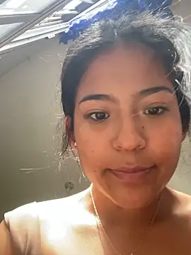 BabyFoxy online show from April 2026 04:43:02 PM