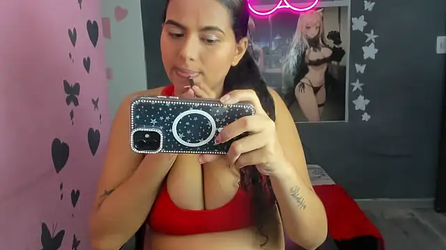 Luna white1 online show from February 2026 08:08:02 PM