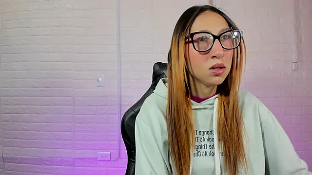 Sara Love 1 online show from April 2026 02:56:01 AM