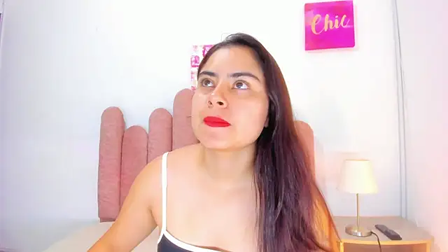 LunaMarin  online show from February 2026 01:00:02 PM