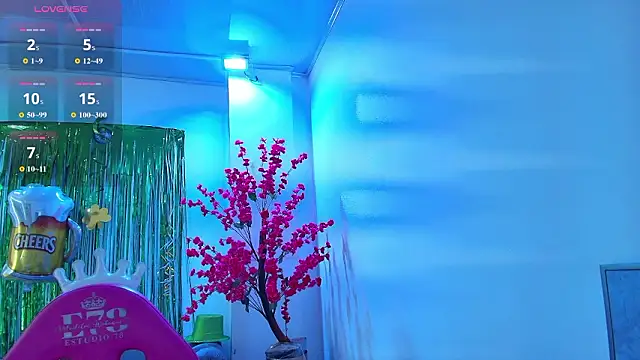 Chloe dolly online show from March 2026 11:10:01 AM