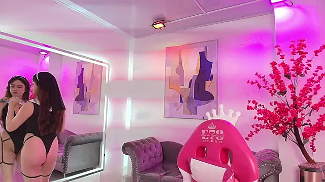 Chloe dolly online show from April 2026 11:16:02 AM