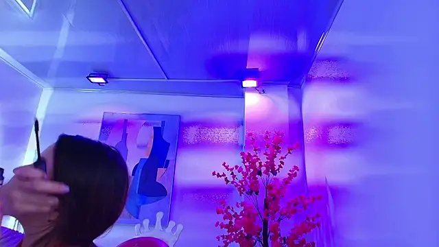 Chloe dolly online show from March 2026 11:45:01 AM