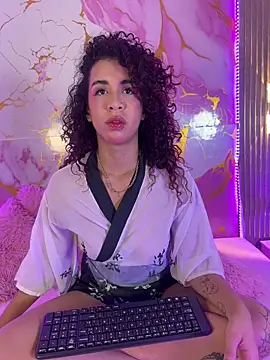 Woo isDaphne online show from March 2026 10:59:01 PM