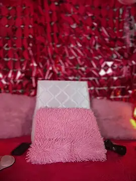 Woo isDaphne online show from February 2026 11:46:02 PM