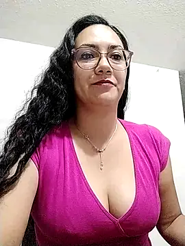 Snapshot of Salma-sweet chatting on February 2026 02:57:01 AM Salma-sweet online show from February 2026 02:57:01 AM