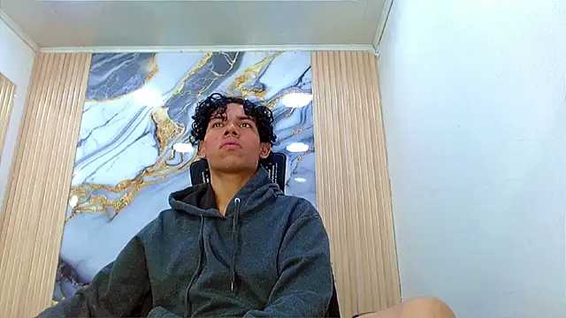 DaviidBuckx  online show from March 2026 02:50:01 AM