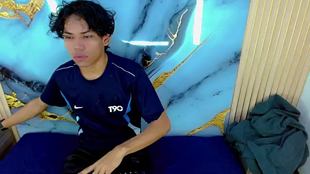 Snapshot of DaviidBuckx_ chatting on February 2026 02:00:02 AM DaviidBuckx online show from February 2026 02:00:02 AM