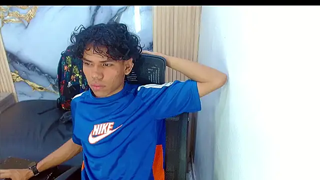 DaviidBuckx  online show from March 2026 02:05:02 AM