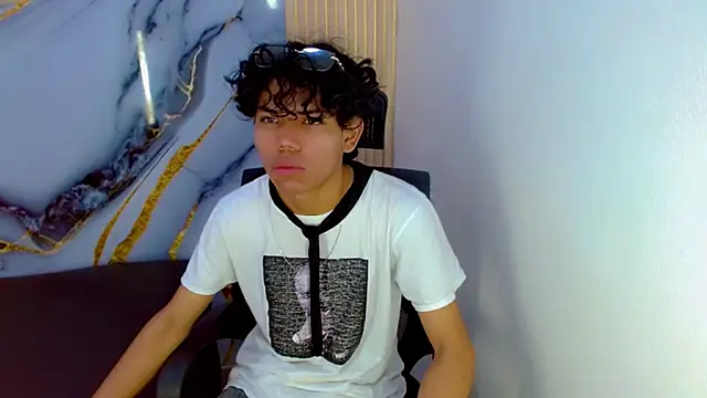 DaviidBuckx  online show from March 2026 02:13:01 AM