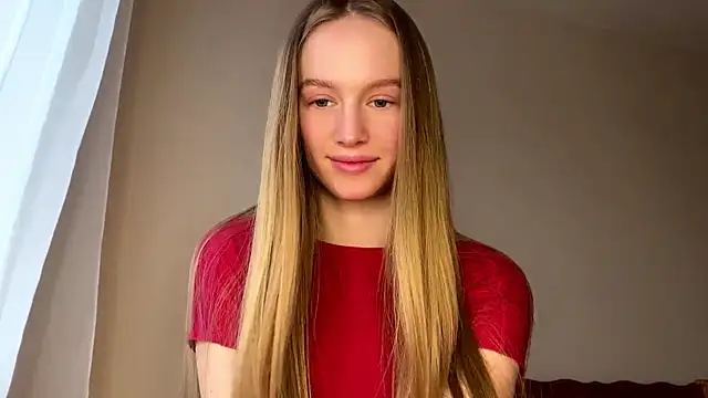 Snapshot of Viktoria_Vibes chatting on February 2026 02:41:02 PM Viktoria Vibes online show from February 2026 02:41:02 PM