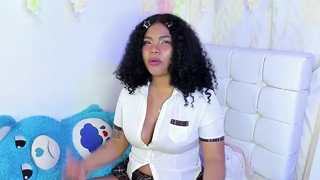 Angel Belll online show from June 2026 01:28:02 AM