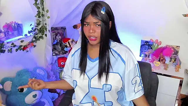 Snapshot of Angel_Belll chatting on February 2026 01:17:02 AM Angel Belll online show from February 2026 01:17:02 AM