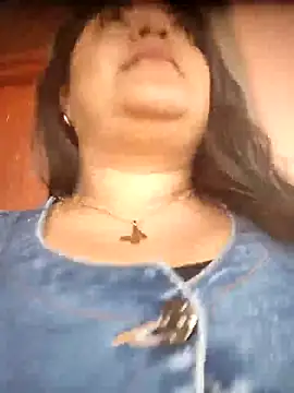 tania queen online show from February 2026 09:39:02 PM