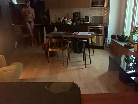 Snapshot of daddyffpig chatting on February 2026 07:07:02 AM daddyffpig online show from February 2026 07:07:02 AM