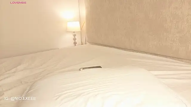 Nioki  online show from March 2026 06:11:01 AM