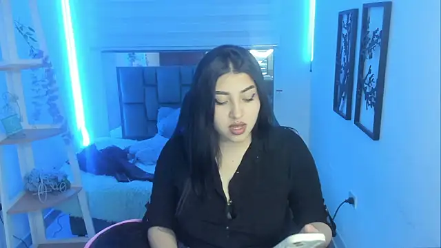 bloom winxx online show from February 2026 02:43:02 AM