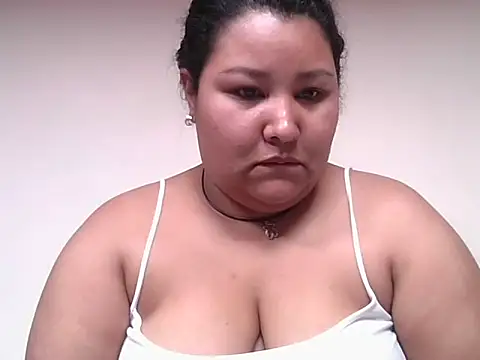 Snapshot of GabyBeautiful93 chatting on February 2026 06:30:02 PM GabyBeautiful93 online show from February 2026 06:30:02 PM