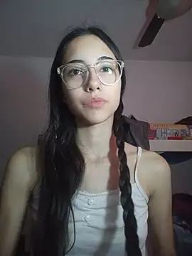 isaaabelaaa online show from April 2026 11:50:01 AM