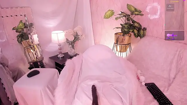 NicoleJons  online show from April 2026 02:40:02 PM