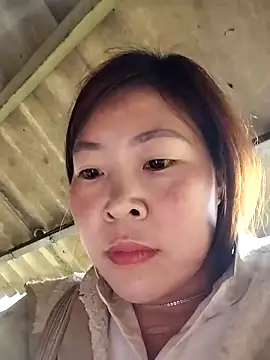 Yiyoongg online show from February 2026 01:16:02 AM