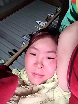 Yiyoongg online show from March 2026 01:56:01 PM