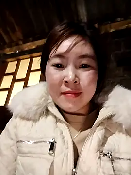 Yiyoongg online show from February 2026 02:30:01 AM