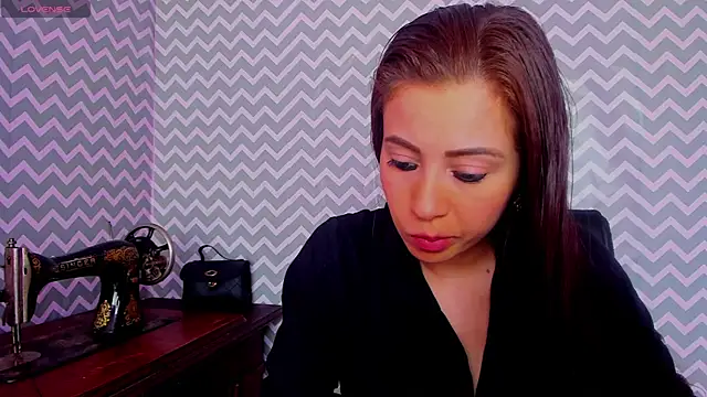 hanna hell  online show from March 2026 04:13:01 PM