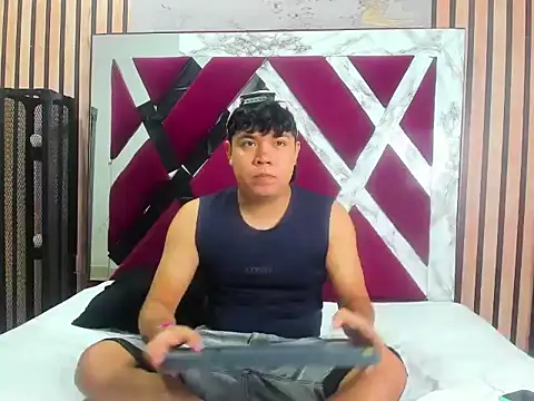 AdrianWalker online show from February 2026 05:06:01 AM