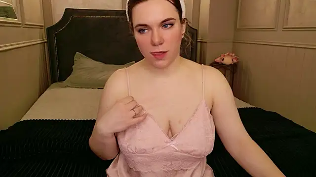 Teona Owenss online show from April 2026 05:48:02 AM