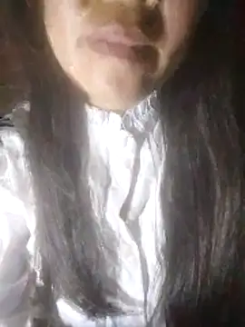 Snapshot of Yang-my- chatting on February 2026 01:11:01 PM Yang-my- online show from February 2026 01:11:01 PM