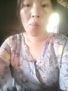 Yang-my- online show from May 2026 04:31:02 AM
