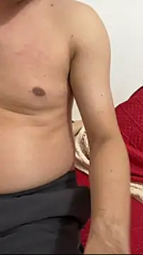 huyenzz online show from March 2026 06:31:01 AM