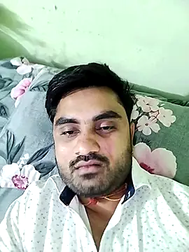 loyalboy 0052 online show from April 2026 06:43:01 PM