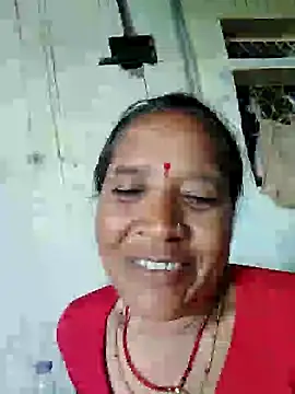 Snapshot of Loomaraj chatting on July 2026 02:45:01 AM Loomaraj online show from July 2026 02:45:01 AM
