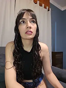 Snapshot of VelvetSolez chatting on June 2026 04:28:01 AM VelvetSolez online show from June 2026 04:28:01 AM