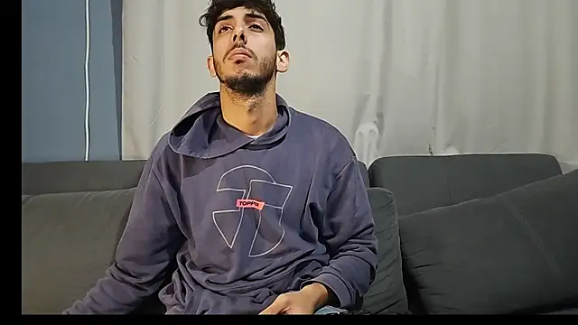 VelvetSolez online show from April 2026 09:54:02 PM