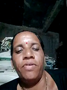 Snapshot of Anitarakkoli chatting on July 2026 02:40:01 PM Anitarakkoli online show from July 2026 02:40:01 PM