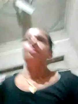 Snapshot of Anitarakkoli chatting on June 2026 04:02:01 PM Anitarakkoli online show from June 2026 04:02:01 PM