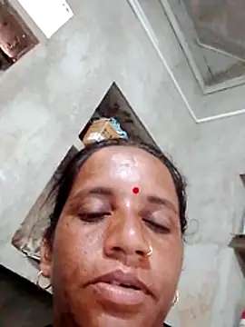 Snapshot of Anitarakkoli chatting on July 2026 03:33:01 AM Anitarakkoli online show from July 2026 03:33:01 AM