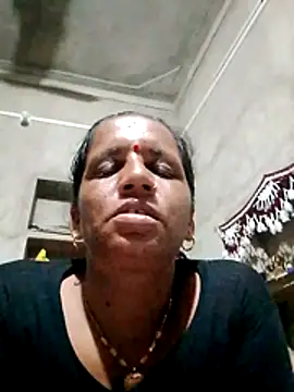 Snapshot of Anitarakkoli chatting on July 2026 03:05:01 PM Anitarakkoli online show from July 2026 03:05:01 PM