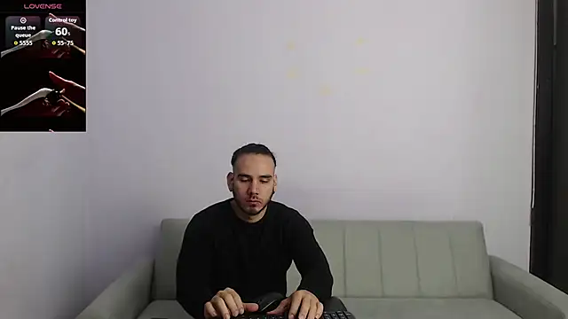 jhustin marcius online show from November 2025 02:29:01 PM