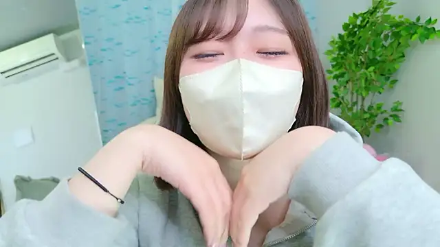 Snapshot of Saki_chanF chatting on June 2026 07:38:02 AM Saki chanF online show from June 2026 07:38:02 AM