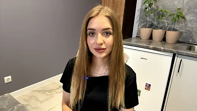 Snapshot of BeaCazin chatting on February 2026 10:57:02 AM BeaCazin online show from February 2026 10:57:02 AM