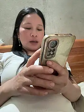 Snapshot of PTM99 chatting on February 2026 05:07:01 AM PTM99 online show from February 2026 05:07:01 AM