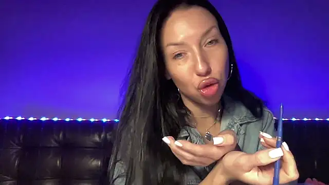 Snapshot of MissDeepVelur chatting on February 2026 04:15:02 PM MissDeepVelur online show from February 2026 04:15:02 PM