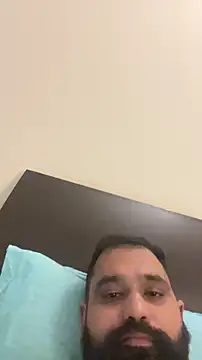 beerboy2222 online show from April 2026 08:10:01 AM